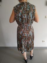 Robe marron bleue rose Vintage