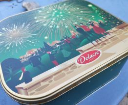 Belle boite festive Delacre verte