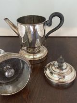 Cafetière ancienne à piston