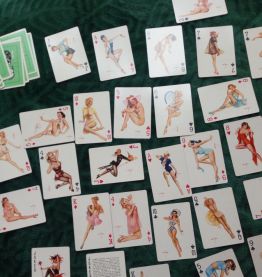 Pin up