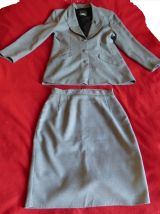 TAILLEUR JUPE (taille 38) ET VESTE (taille 42)