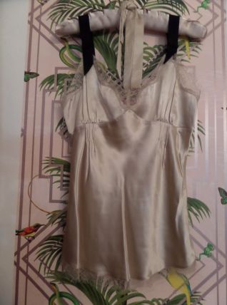Manoukian top soie satin et dentelle vintage neuf