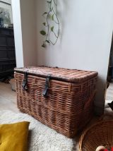Grande malle rotin vintage