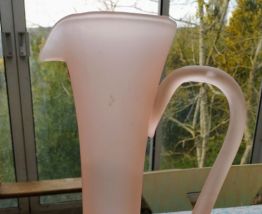 Vase rose Art Déco 