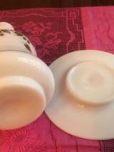 Carafe de nuit et sa soucoupe en opaline