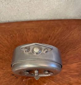 Réveil vintage en inox chromé 