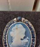 Broche camé 