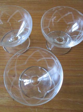 3 coupes à glace