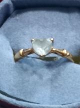  bague or 18k avec une belle aigue marine 