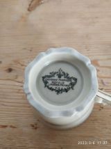 8 tasses à café 