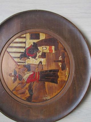 Assiette déco en bois