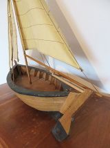 VOILIER ANCIEN EN BOIS             