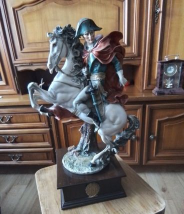 Statue de Napoléon 1er sur son cheval