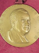 MEDAILLE EN BRONZE RICHARD NIXON 1969