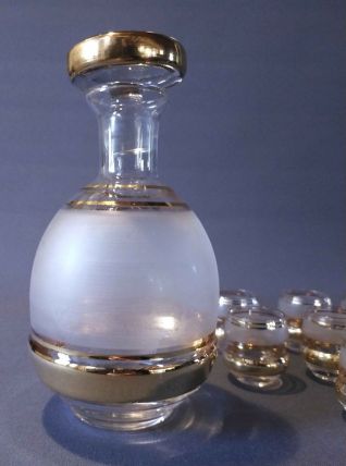 Carafe à liqueur et ses 7 verres