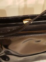 Sac à main vintage noir vernis