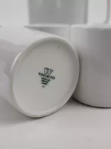Cafetière et 6 tasses en porcelaine