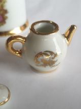 Mini tisanière porcelaine de limoges signée RP scène galante