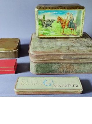 LOT DE DIVERSES BOÎTES EN MÉTAL