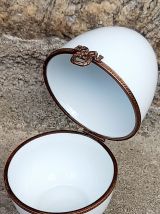Boîte en porcelaine 