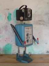Robot - D R T 8 -