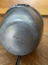 Vase en étain signé Rispal