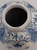 Vase en faience signé DELFT du xixeme. 