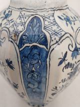 Vase en faience signé DELFT du xixeme. 