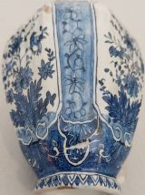 Vase en faience signé DELFT du xixeme. 