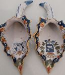 Paire de bouquetieres en faience signées JULES VERLINGUE. 