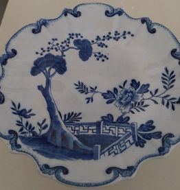 Compotier en faience Creil et MONTEREAU modèle HOLLANDAIS. 