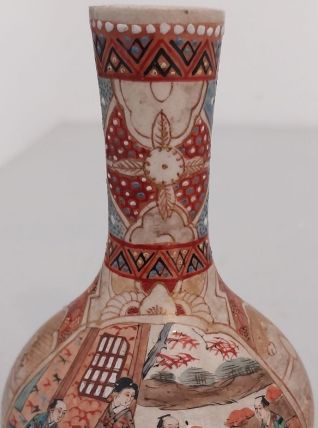 Vase en faïence signé SATSUMA xixeme. 