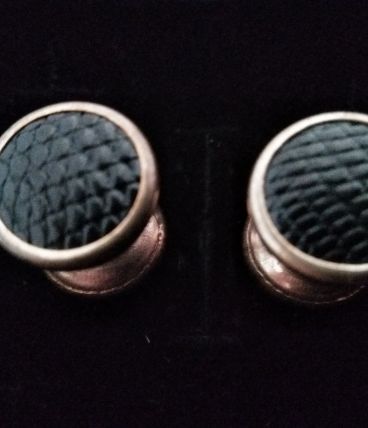 Boutons de manchette originales en cuir