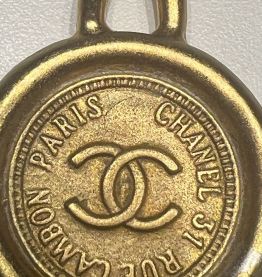 Porte clef chanel 