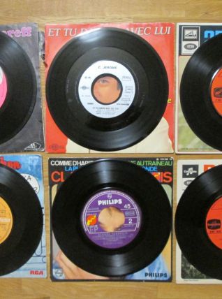 Vinyles 11 Disques 45 Tours - Années 70-80 