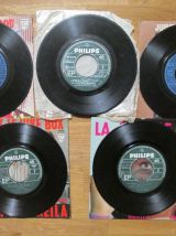 Vinyles 11 Disques 45 Tours - Années 70-80 