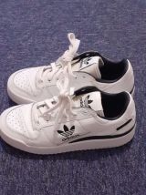 Adidas forum Bold