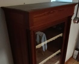 Bonnetière, armoire, vitrine