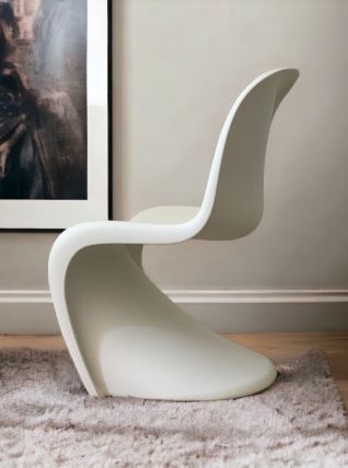 Paire de chaises Panton junior éditées par Vitra