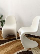 Paire de chaises Panton junior éditées par Vitra
