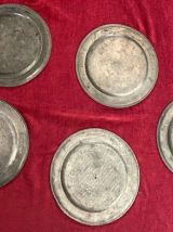 XVII - XVIII ème siècle 5 Assiettes en Étain vendues à la pi