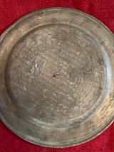 XVII - XVIII ème siècle 5 Assiettes en Étain vendues à la pi