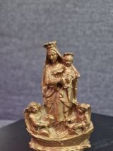 Vierge en métal