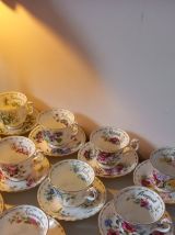 TASSES A THE ROYAL ALBERT FLOWERS OF THE MONTH 