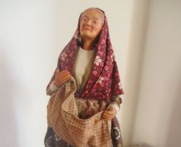 Santon vieille femme Carbonel