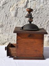  Un moulin à café Mutzig-Framont