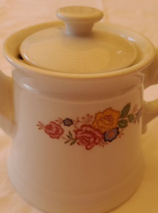 Théière vintage  marque l'hirondelle porcelaine France 