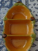 PLAT LONG EN PORCELAINE