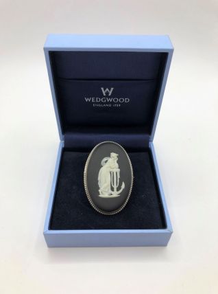 Wedgwood Jasperware - Broche - Argent poinçonné  Noir Basalt