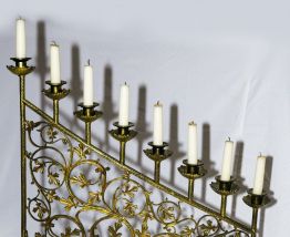 Paire de bougeoirs en bronze